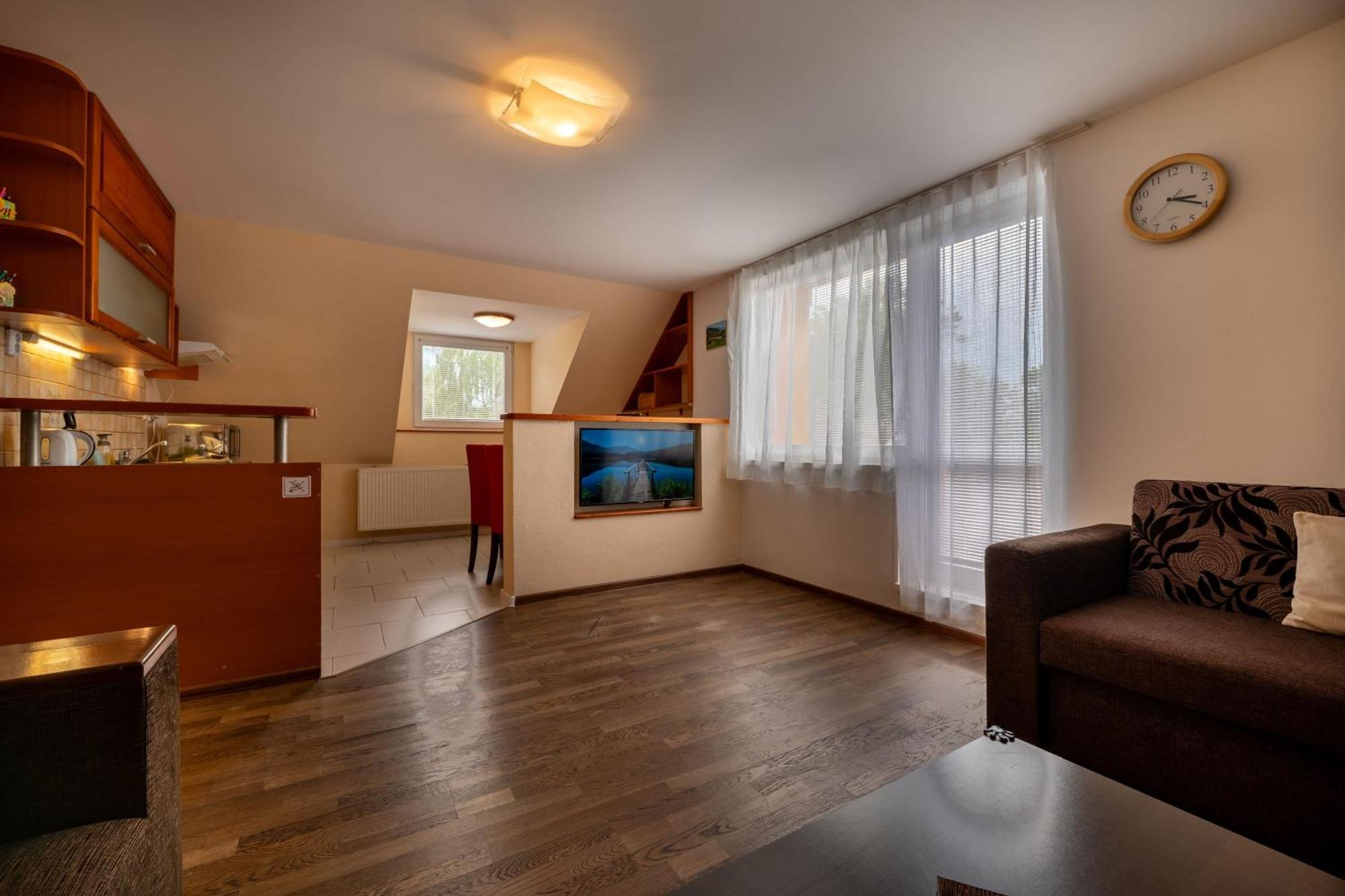 Apartmany Dreams Бешеньова Екстер'єр фото
